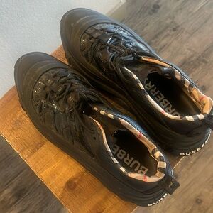 Burberry men’s shoes